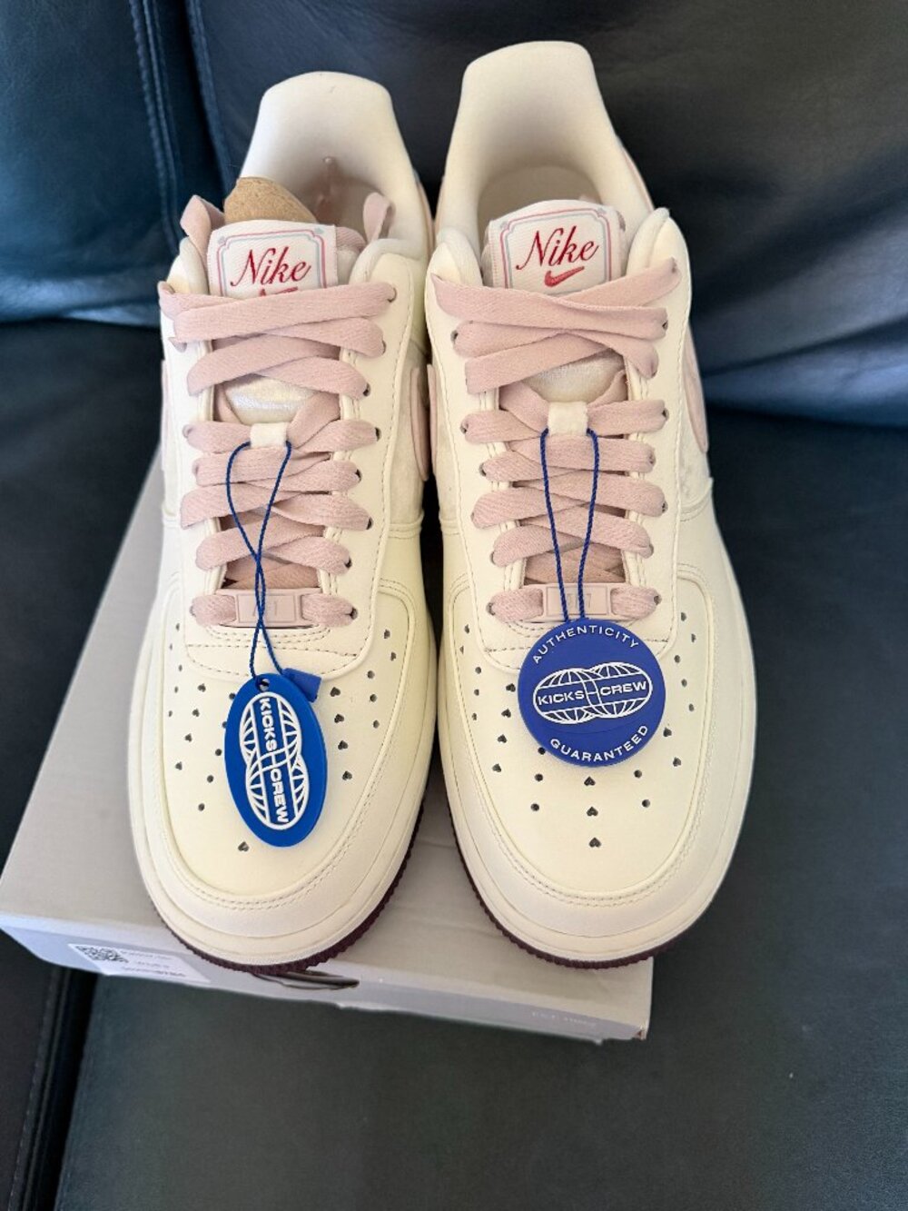 ✨ Nike Air Force 1 Valentine’s Day Edition ✨ Women’s Size 9 / EU 40.5